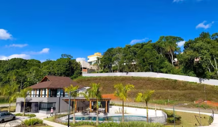 Casa em condomínio fechado com 3 quartos à venda no Tribess, Blumenau , 151 m2 por R$ 917.000