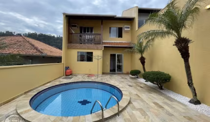 Casa com 3 quartos à venda em Água Verde, Blumenau , 116 m2 por R$ 990.000