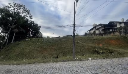 Terreno à venda no Itoupava Norte, Blumenau  por R$ 680.000