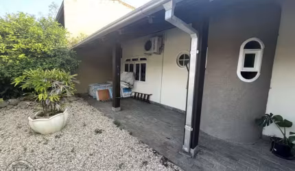 Casa com 3 quartos à venda em Água Verde, Blumenau , 279 m2 por R$ 950.000