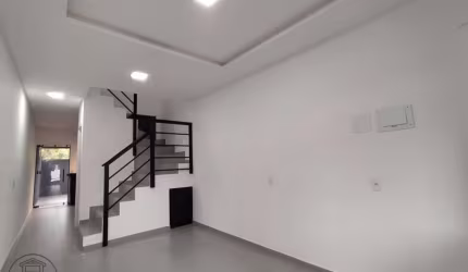 Casa com 2 quartos para alugar no Velha Central, Blumenau , 72 m2 por R$ 2.200