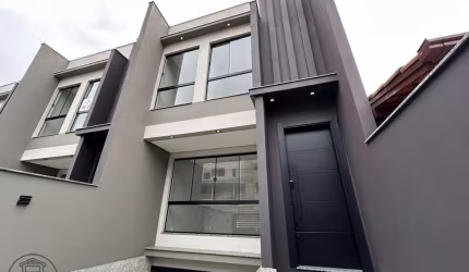 Casa em condomínio fechado com 3 quartos à venda em Água Verde, Blumenau , 138 m2 por R$ 810.000
