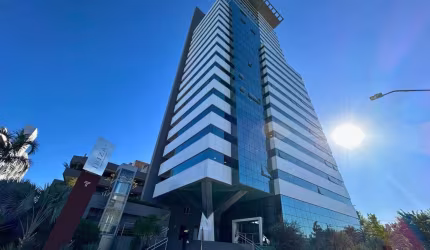 Ponto comercial com 1 sala para alugar no Velha, Blumenau , 120 m2 por R$ 9.000