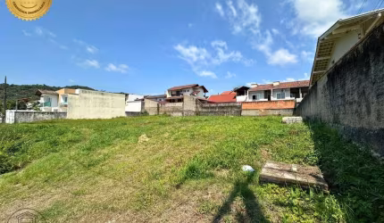 Terreno à venda no Velha Central, Blumenau  por R$ 925.000