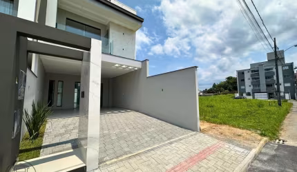 Casa com 3 quartos à venda no Velha Central, Blumenau , 139 m2 por R$ 780.000