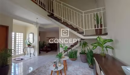 Casa com 3 quartos à venda na Presidente Jânio Quadros, 871, Centro Sul, Várzea Grande por R$ 780.000