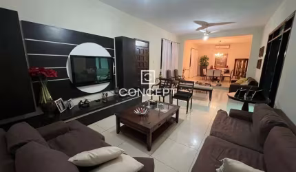 Casa com 6 quartos à venda na Luis de Caio Pinheiro, 657, Santa Helena, Cuiabá por R$ 1.600.000