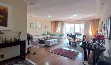 Apartamento em Santos bairro Embaré cód 3610