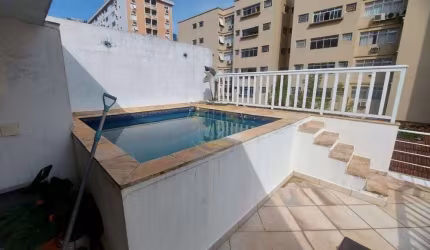 Casa com 3 dorms, Gonzaga, Santos - R$ 1.45 mi, Cod: 1805
