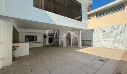 Casa com 4 quartos, Ponta da Praia, Santos, Cod: 4983