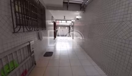 Sobrado com 3 quartos, Marapé, Santos - R$ 1.03 mi, Cod: 5080
