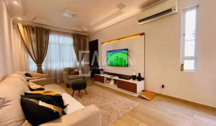 Sobrado com 3 quartos, Campo Grande, Santos - R$ 990 mil, Cod: 5528