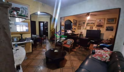 Casa para Venda em Santos, Vila Mathias, 4 dormitórios, 2 suítes, 5 banheiros, 9 vagas
