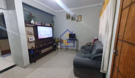 Sobrado Amplo e Versatil com Edicula no Conjunto Habitacional Padre Jose de Anchieta