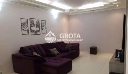 Sobrado Frontal no Parque São Lucas: Espaço e Conforto em 260 metros