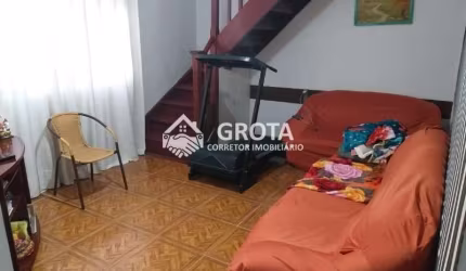 Lindo Sobrado para Venda no bairro Penha de França, 2 dorm, 57 m