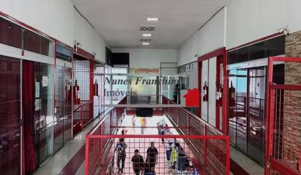 Ponto comercial com 1 sala para alugar na Rua Doutor Cincinato Pomponet, 126, Lapa, São Paulo, 4 m2 por R$ 2.000