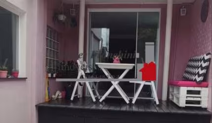 Casa com 2 quartos à venda na Rua Salvador Sala, 220, Piqueri, São Paulo por R$ 399.000