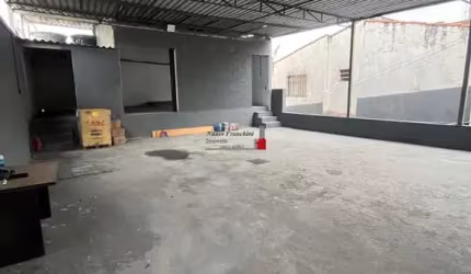 Galpão Comercial de Alto Padrão: 10 Salas, 4 Banheiros, 600m² na Casa Verde Média, São Paulo-SP