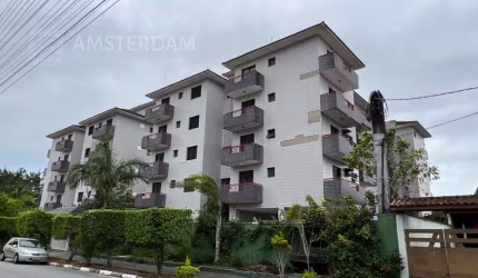 APARTAMENTO A 500 METROS DA PRAIA DO MAITINGA COM SUITE.
