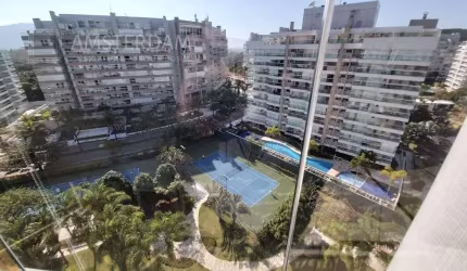 Apartamento à venda na Riviera de São Lourenço módulo 8 com clube compartilhado