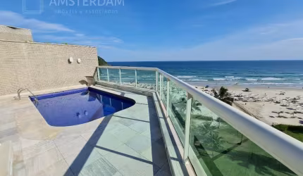 Cobertura pé na areia à venda na Riviera de São Lourenço no módulo 7