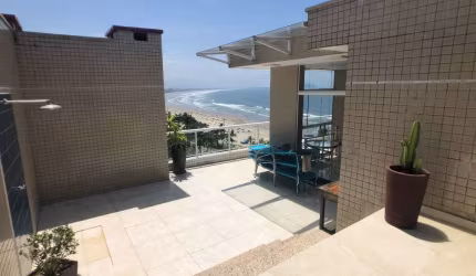 COBERTURA DUPLEX FRENTE AO MAR COM 3 DORMITÓRIOS E COM VISTA DO SOL DA MANHÃ.