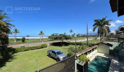 LOCAÇÃO ANUAL FRENTE AO MAR EM CONDOMINIO FECHADO.
