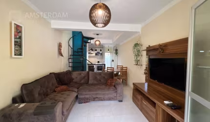 LOCAÇÃO ANUAL EM CONDOMINIO - CASA CLIMATIZADA, 2 DORMITORIOS.