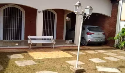 CASA A VENDA NA VISTA LINDA BERTIOGA COM 4 QUARTOS