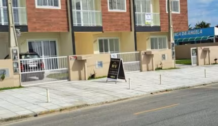 Casa com 3 quartos à venda na Avenida Deputado Aníbal Khury, 11531, Shangri-lá, Pontal do Paraná por R$ 700.000