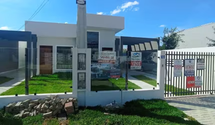 Casa com 3 quartos à venda na Rua Maracanã, 1460, Capela Velha, Araucária por R$ 490.000