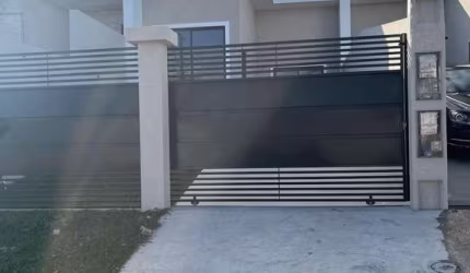 Casa com 2 quartos à venda na Rua Catarina Druszcz Gotfrid, 239, Passauna, Araucária, 63 m2 por R$ 490.000