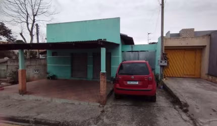 Casa com 2 quartos à venda na Rua das Dálias, 2478, Campina da Barra, Araucária, 145 m2 por R$ 370.000