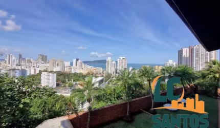 Casa, vista livre e panorâmica, no Morro Santa Therezinha, em Santos