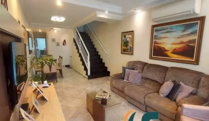 Casa com 4 quartos à venda na Rua Liberdade, 516, Aparecida, Santos, 228 m2 por R$ 1.200.000