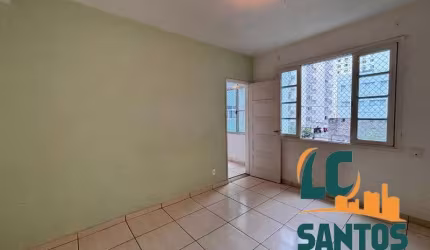 APARTAMENTO NA QUADRA DA PRAIA - JOSÉ MENINO EM SANTOS