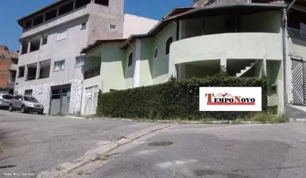Sobrado em Conjunto Habitacional Turística  -  São Paulo