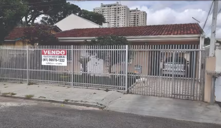 Casa térrea com Edícula -240m² - Terreno 450m²