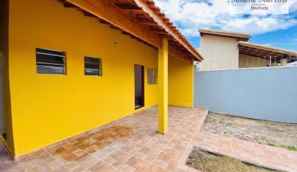 Oportunidade, casa nova isolada - Lado Praia, apenas 100 metros do mar na cidade de Mongaguá/SP