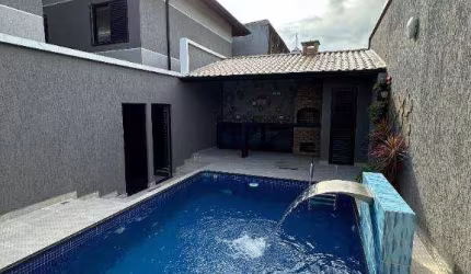 Maravilhosa casa em Village LADO PRAIA na cidade de Praia Grande - SP
