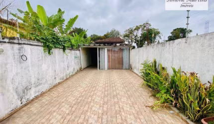 CASA Á VENDA NA PRAIA DE MONGAGUÁ - SP