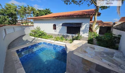 Casa com 3 dormitórios à venda, 112 m² por R$ 449.900,00 - Balneário Itaguaí - Mongaguá/SP