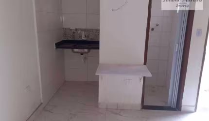 Village com 1 dormitório à venda, 32 m² por R$ 149.000 - Caiçara - Praia Grande/SP