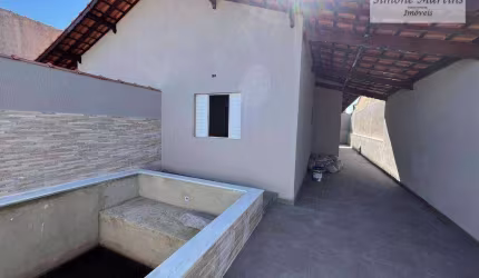 Casa com 2 quartos à venda, por R$ 369.000 - Praia de Mongaguá/SP