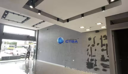 Loja 60 m² Centro comercial Salgado Filho R$ 4.900/mês - Uberaba - Curitiba/PR