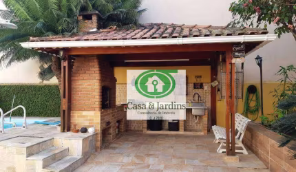 Magnifica Casa 4 dormitorios + edicula e piscina - (Terreno 8x50) - Campo Grande / Santos