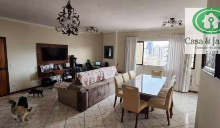 Apartamento para comprar em Santos na Ponta da Praia. 3 Dormitórios. 1 suíte