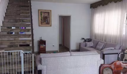 Excelente Sobrado Próximo à Praia - Ideal para Residência ou Comércio!