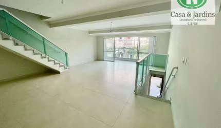 Encantadora Casa Sobreposta Alta Duplex – 3 dormitórios (3 suítes) – Nova – Campo Grande - Santos SP